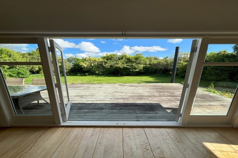 Photo of property in 6 Forest Lake Road, Forest Lake, Hamilton, 3200