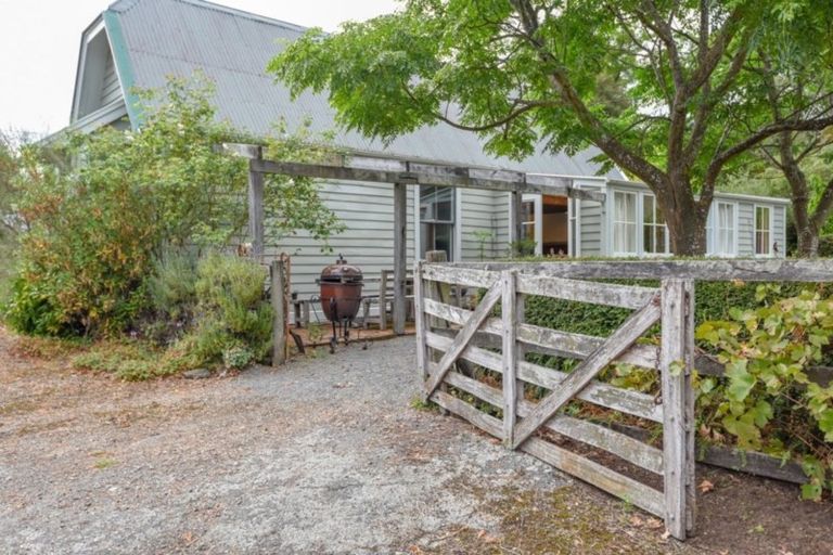 Photo of property in 252 Wainui Main Road, French Farm, Akaroa, 7582