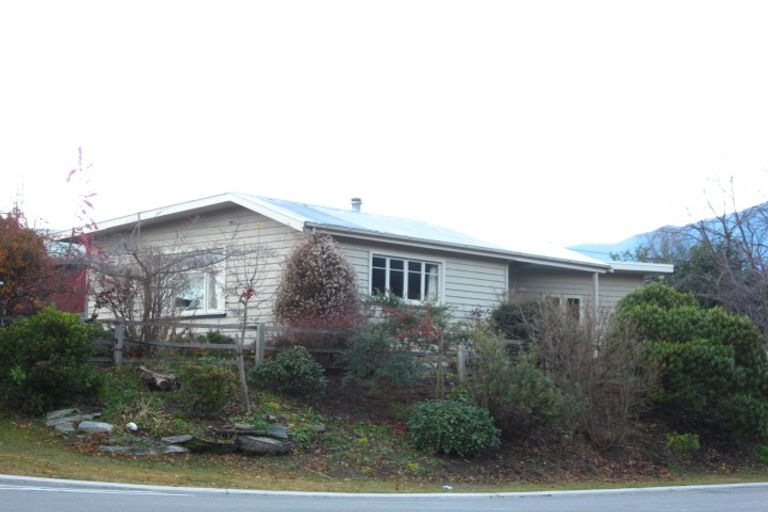 Photo of property in 15 Cornwall Street, Arrowtown, 9302