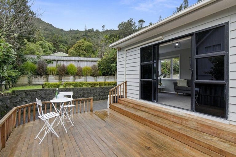 Photo of property in 26 Lowry Crescent, Stokes Valley, Lower Hutt, 5019