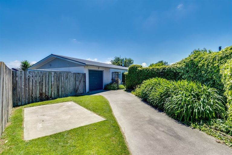 Photo of property in 12 Ted Harpur Place, Onekawa, Napier, 4110