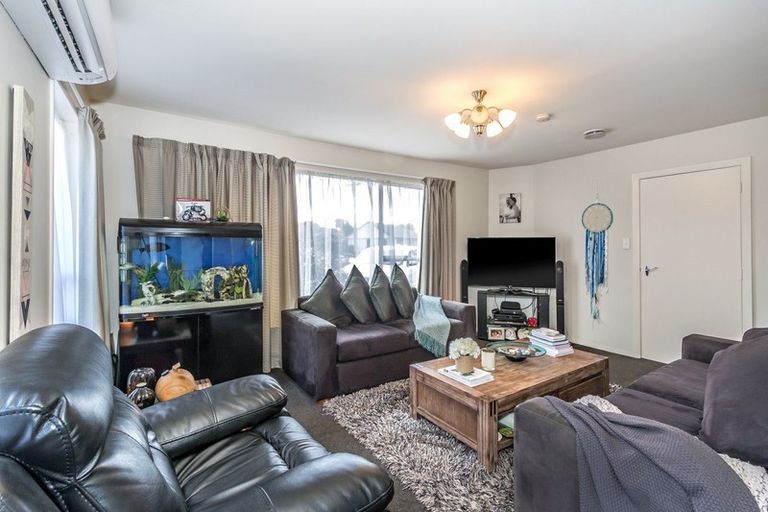 Photo of property in 476 Mairehau Road, Parklands, Christchurch, 8083