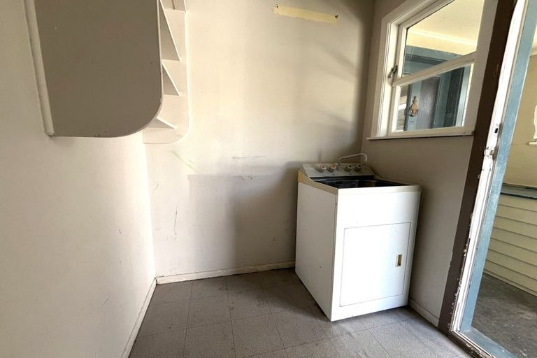 Photo of property in 249 Wellington Road, Wainuiomata, Lower Hutt, 5014