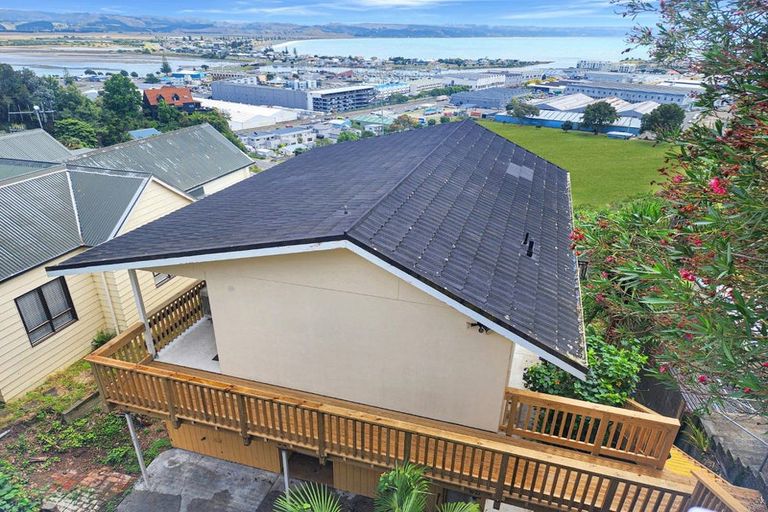 Photo of property in 28 Hospital Terrace, Hospital Hill, Napier, 4110