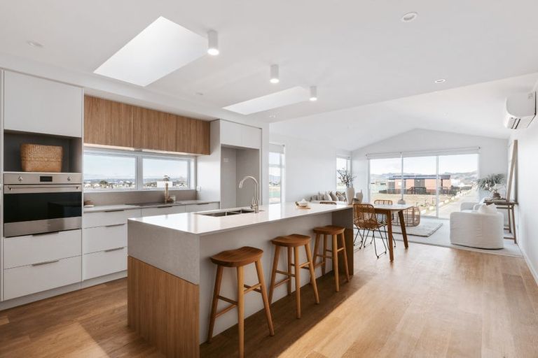 Photo of property in 4 Rehua Way, Papamoa, 3118