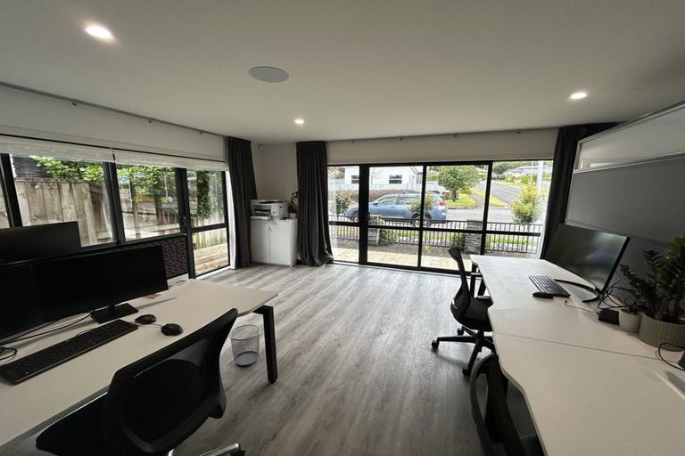 Photo of property in 16 Rire Hau Lane, Pyes Pa, Tauranga, 3112