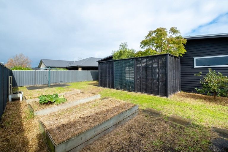 Photo of property in 6 Orotu Drive, Poraiti, Napier, 4112