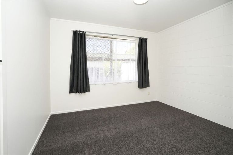 Photo of property in 2/877 Heaphy Terrace, Claudelands, Hamilton, 3214