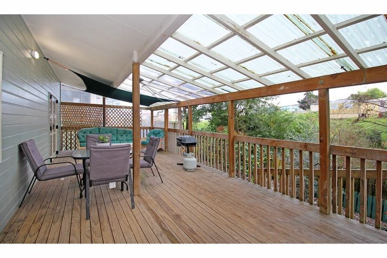 Photo of property in 6a Mclean Avenue, Papatoetoe, Auckland, 2025