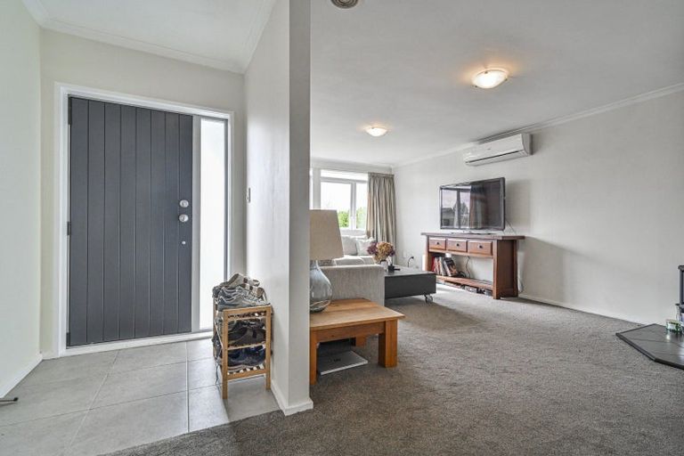 Photo of property in 44 Upham Street, Havelock North, 4130