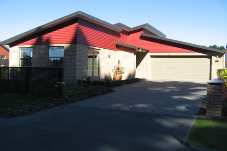 Photo of property in 86 Horseshoe Lake Road, Shirley, Christchurch, 8061