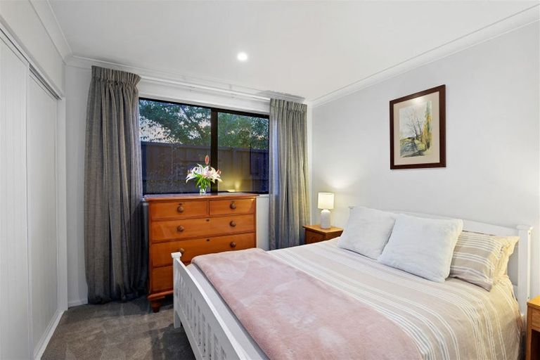 Photo of property in 17 Bethell Close, Rangiora, 7400