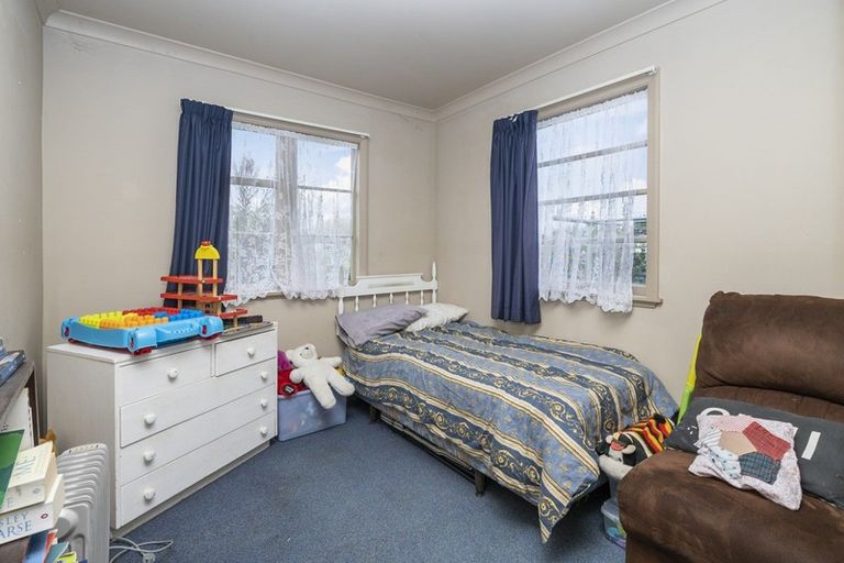 Photo of property in 36 Avenue Road, Foxton, 4814