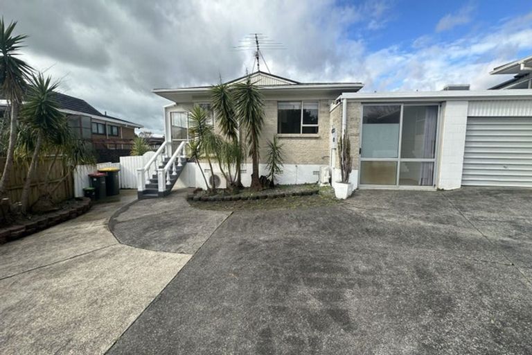 Photo of property in 1/166 Fisher Parade, Farm Cove, Auckland, 2012