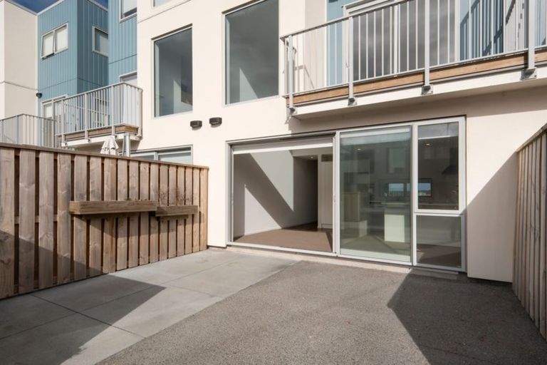 Photo of property in 31 Reynolds Place, Papamoa Beach, Papamoa, 3118