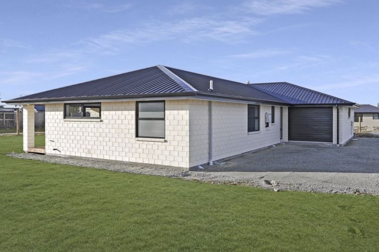 Photo of property in 20 Grandvue Drive, Twizel, 7901