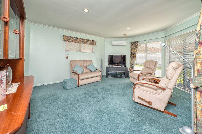 Photo of property in 21 Castlemaine Close, Dannemora, Auckland, 2016