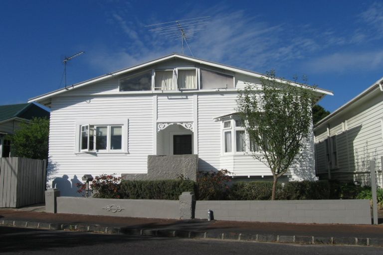 Property details for 24 Ring Terrace, Saint Marys Bay, Auckland, 1011