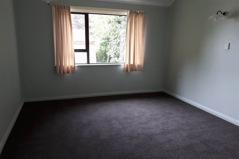 Photo of property in 5 Piko Crescent, Riccarton, Christchurch, 8041