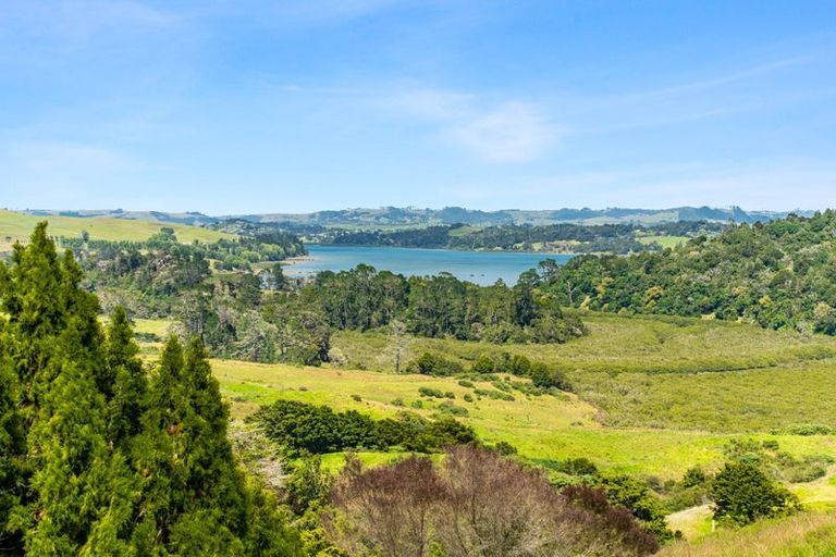 Photo of property in 1679 State Highway 12, Paparoa, 0571