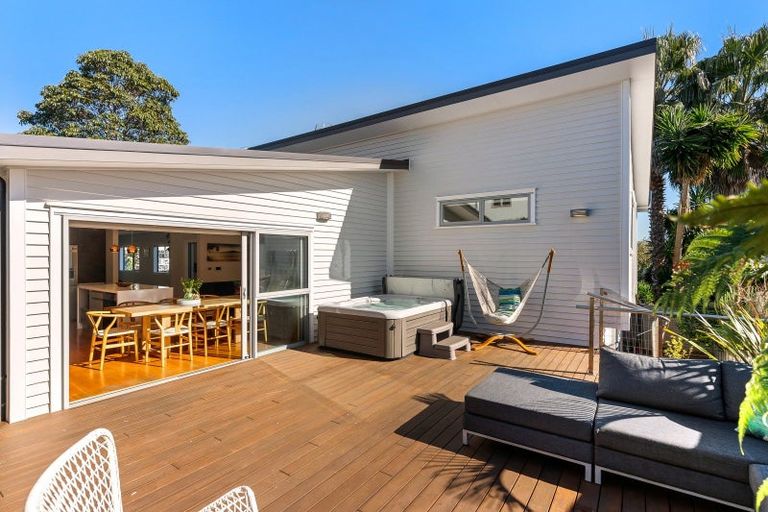 Photo of property in 14c Crossfield Road, Glendowie, Auckland, 1071