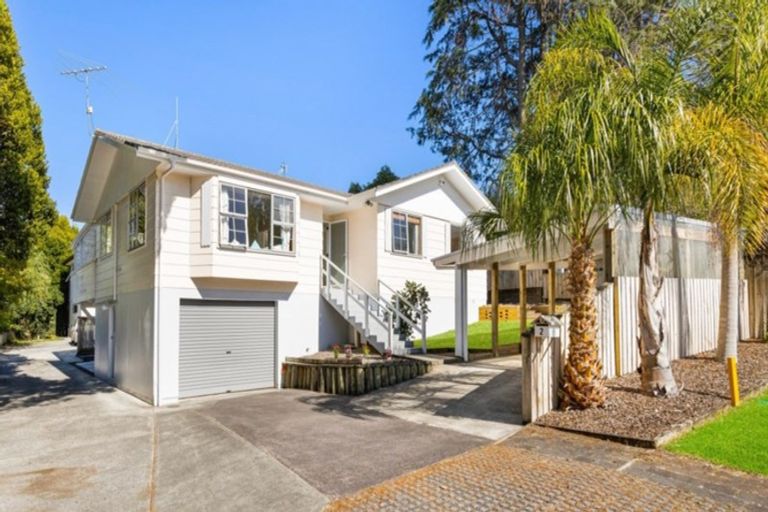Photo of property in 2 Regatta Road, Torbay, Auckland, 0630