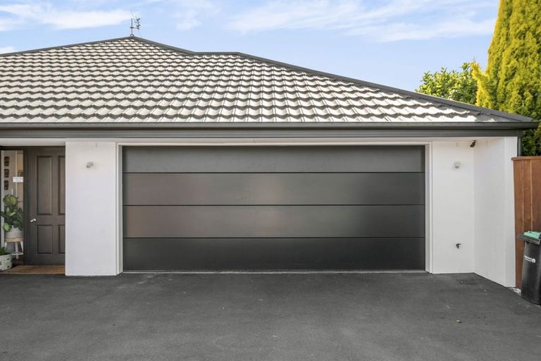 Photo of property in 1/126 Halswell Junction Road, Halswell, Christchurch, 8025