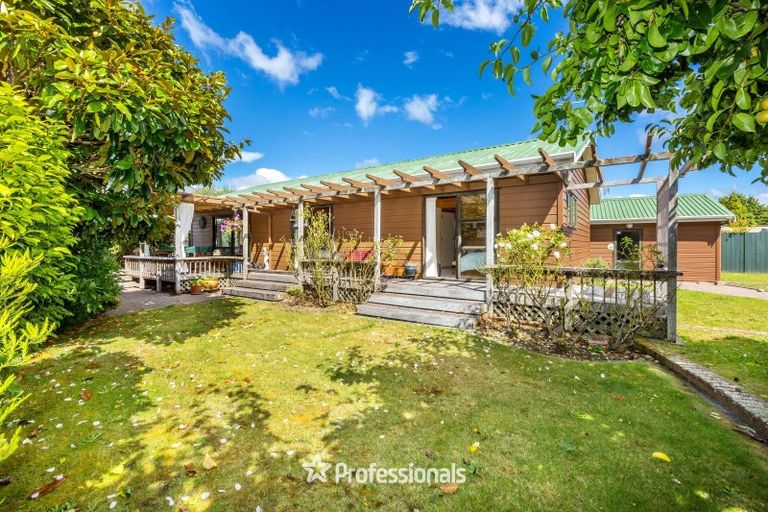 Photo of property in 10 Laredo Grove, Totara Park, Upper Hutt, 5018