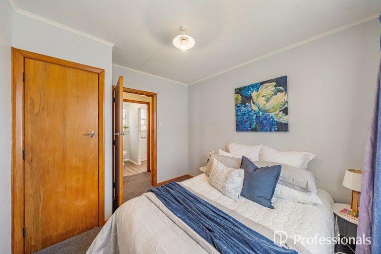 Photo of property in 90 Thomas Street, Stokes Valley, Lower Hutt, 5019