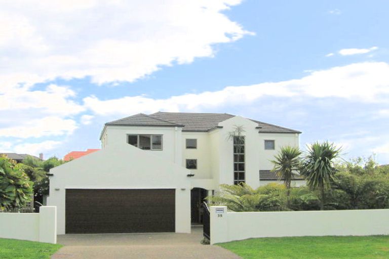 Photo of property in 35 Revell Drive, Ohauiti, Tauranga, 3112