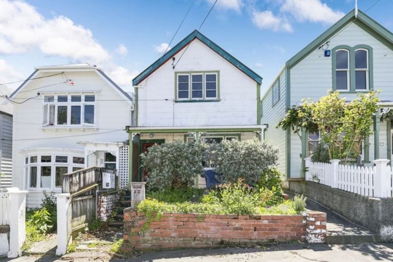 Photo of property in 35 Ellice Street, Mount Victoria, Wellington, 6011