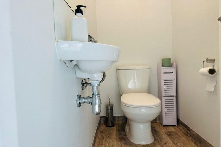 Photo of property in 95 Battalion Drive, Papakura, 2110