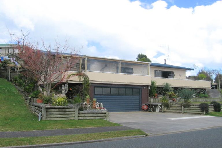 Photo of property in 201 Tukere Drive, Whangamata, 3620