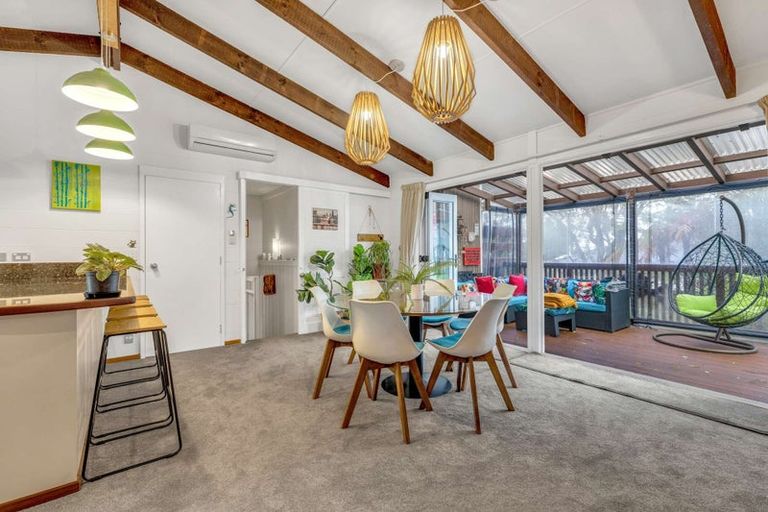 Photo of property in 44 Grand Vue Road, Kawaha Point, Rotorua, 3010