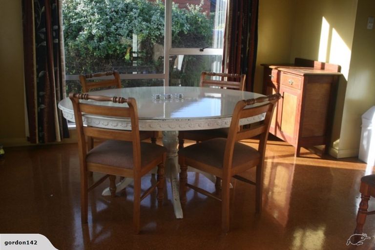 Photo of property in 90 Sawyers Arms Road, Northcote, Christchurch, 8052