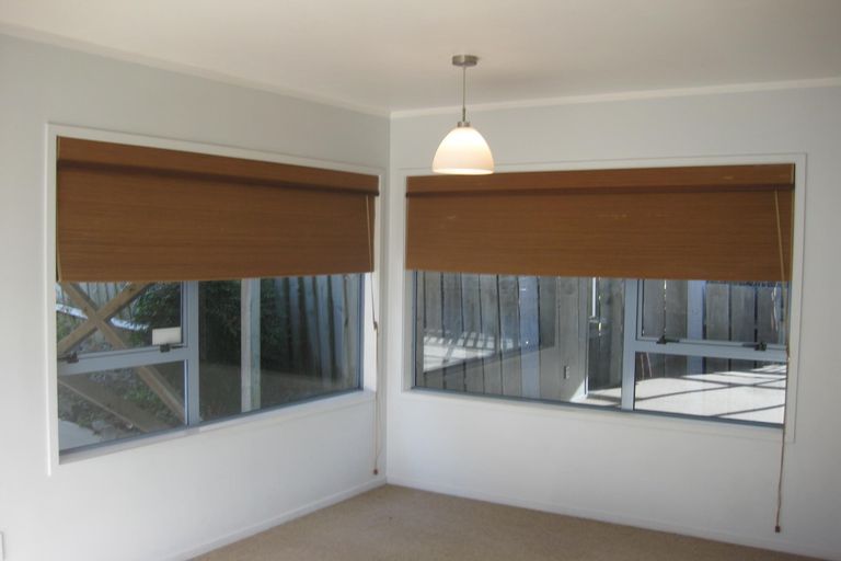 Photo of property in 24 Cedar Terrace, Stanmore Bay, Whangaparaoa, 0932