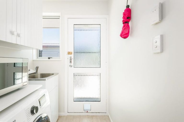 Photo of property in 1/47 Kawau Crescent, Bromley, Christchurch, 8062