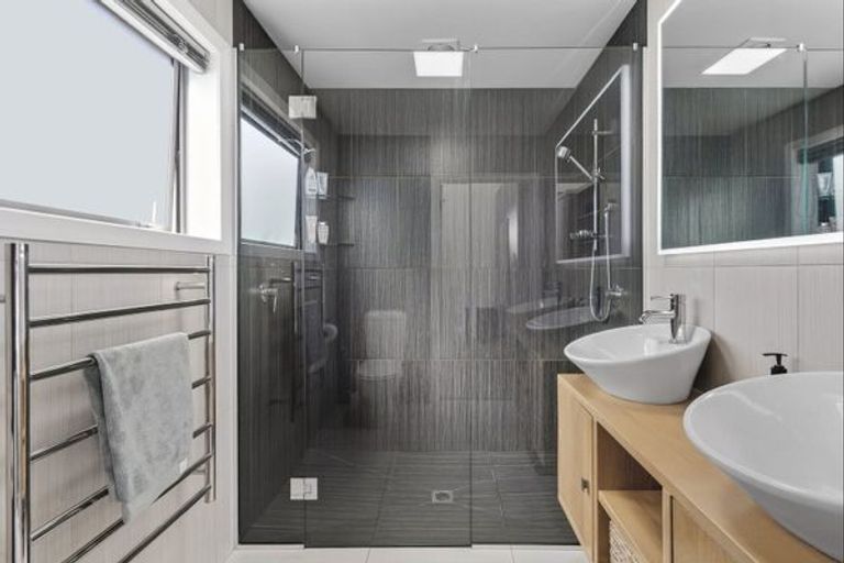 Photo of property in 28 Commodore Place, Britannia Heights, Nelson, 7010