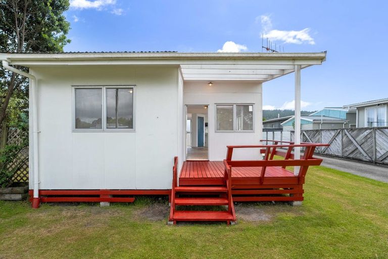 Photo of property in 104a The Square, Whangamata, 3620