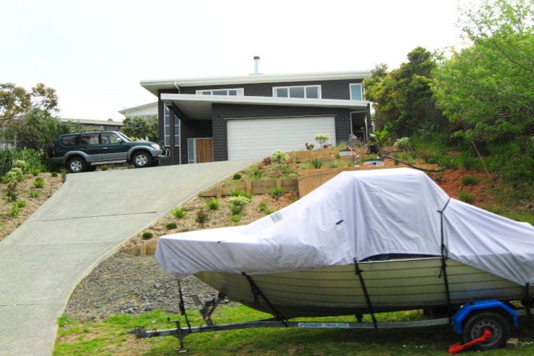 Photo of property in 33 Everard Avenue, Army Bay, Whangaparaoa, 0930