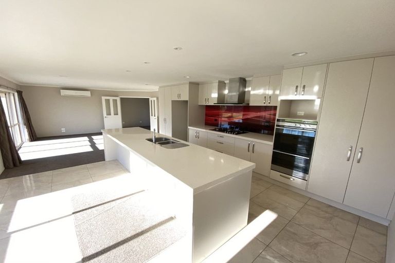 Photo of property in 57 Mcsaveneys Road, Marshland, Christchurch, 8051