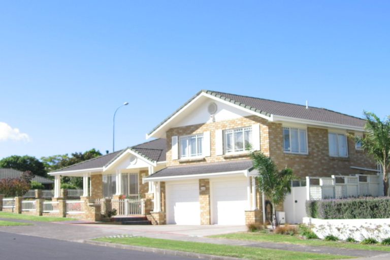 Photo of property in 2 Driscoll Place, Farm Cove, Auckland, 2012