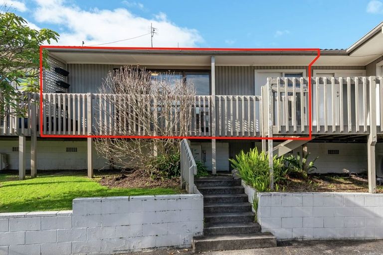 Photo of property in 2/35 Patons Road, Howick, Auckland, 2014
