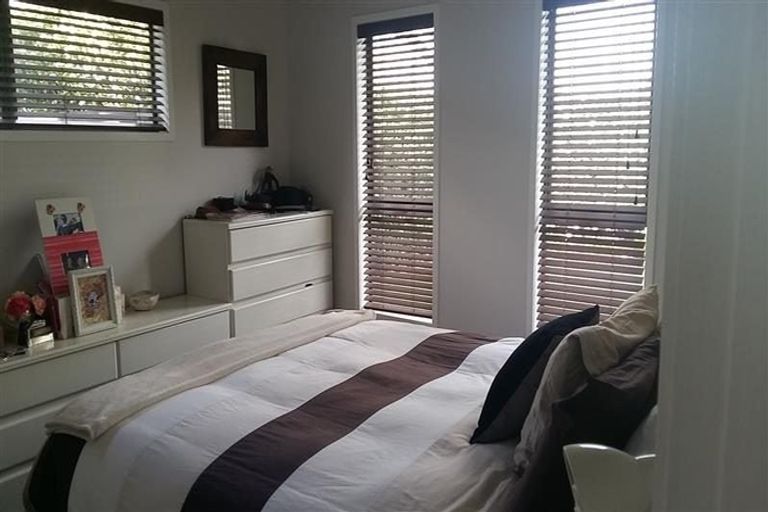 Photo of property in 2/14 Settlement Road, Papakura, 2110