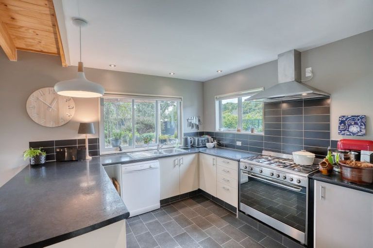 Photo of property in 14 Butlers Road, Ruatapu, Hokitika, 7883