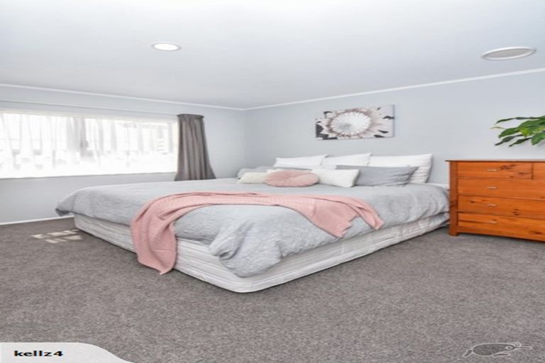 Photo of property in 17 Mellsop Avenue, Waiuku, 2123