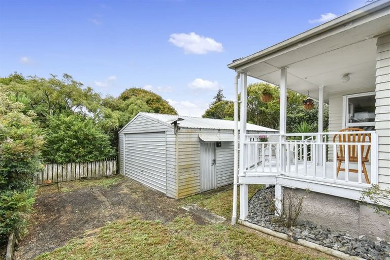 Photo of property in 2 Dulcie Place, Red Hill, Papakura, 2110