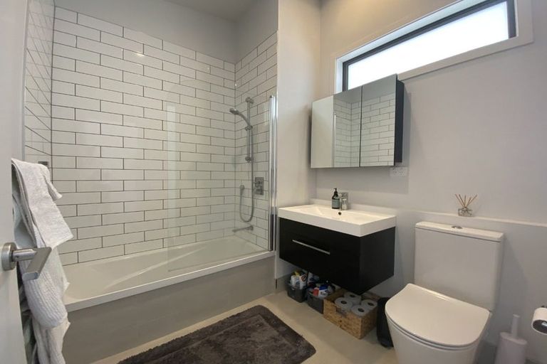 Photo of property in 4/30 Monowai Road, Johnsonville, Wellington, 6037