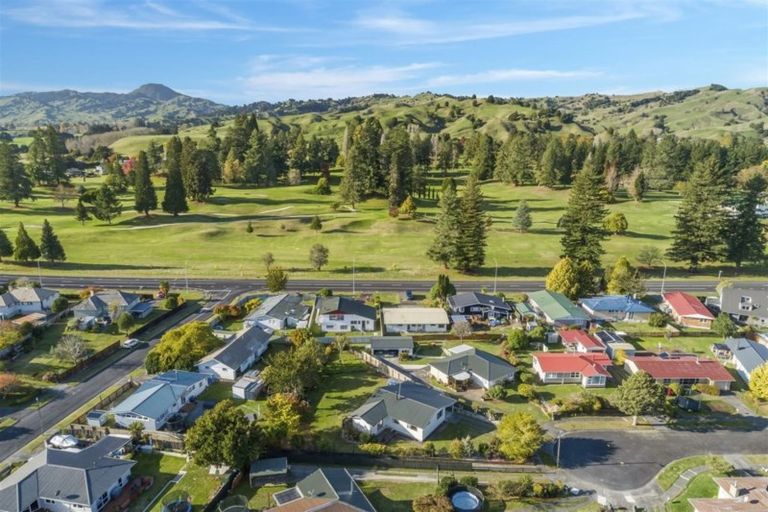 Photo of property in 33 Hall Crescent, Taumarunui, 3920