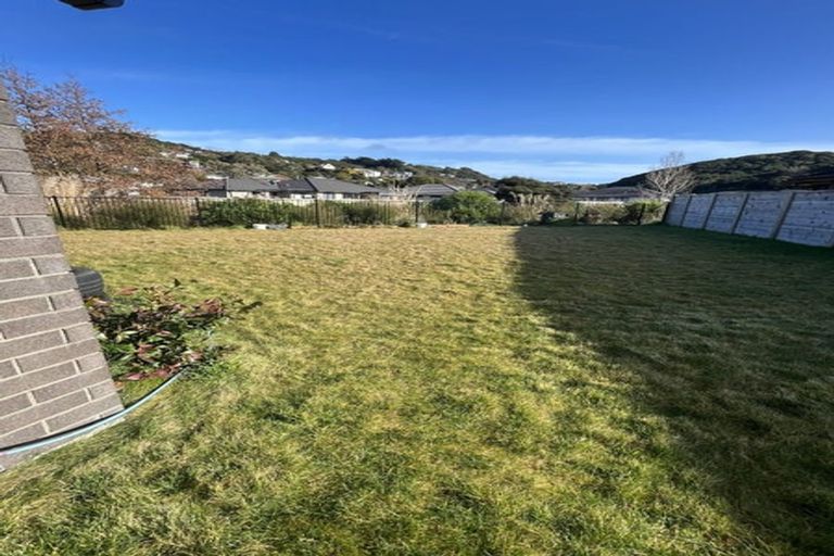 Photo of property in 12 Tide Lane, Whitby, Porirua, 5024